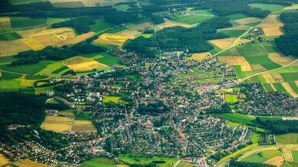 Luftaufnahme einer Kommune